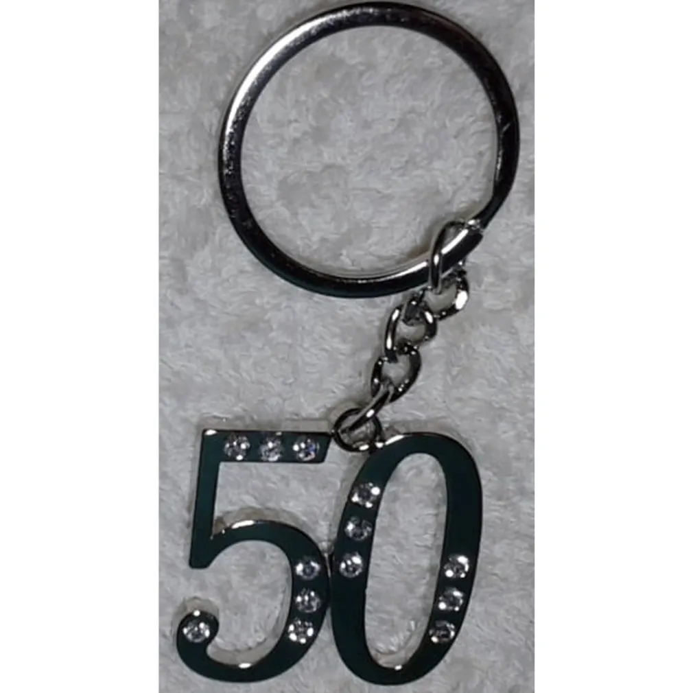 12 PORTACHIAVI PORTA CHIAVE CON NUMERO 50 BOMBONIERE CONFETTI PER COMPLEANNO