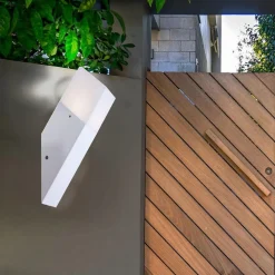 APPLIQUE A MURO OBLIQUO ESTERNO ATTACCO E27 IN ALLUMINIO LAMPADA PARETE IP44 B250