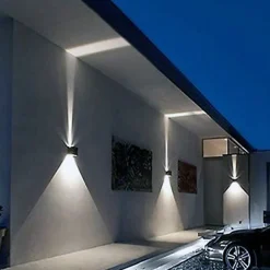 APPLIQUE CUBO LED IMPERMEABILE DA ESTERNO DA PARETE IN ALLUMINIO DA 10W 1200 LMN