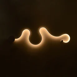 APPLIQUE DA MURO LED 28W DESIGN A SERPENTE BIANCO TONALITÀ LUCE 3IN1 2240LM E69-B3C