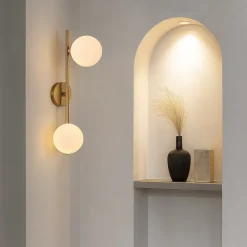 APPLIQUE DA PARETE STRUTTURA IN METALLO BRONZO MINIMAL CON ATTACCO G9 2 SFERE OPACHE AQ41