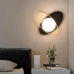 APPLIQUE LAMPADA DA INTERNO A PARETE IN STILE CONTEMPORANEO CON ATTACCO G9 NERO ORO AQ58