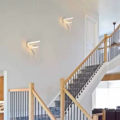 APPLIQUE LED CURVO 10 W LAMPADA DA PARETE STILIZZATA 3 COLORAZIONI LUCE AQ19-3C