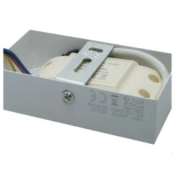 APPLIQUE LED RETTANGOLARE 12W 650 LM A PARETE 3 TEMPERATURE DI LUCE CCT E41-B3C