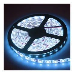 BOBINA STRISCIA STRIP LED 5050 FLESSIBILE 5M 300 LED ADESIVA LUCE INTERNO IP 20