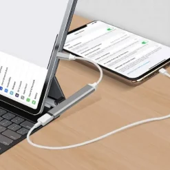 CONVERTITORE OTG CONNETTORE LIGHTNING A LIGHTNING + 2XUSB 3IN1 HUB IPHONE IP7942