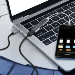 CONVERTITORE OTG CONNETTORE LIGHTNING A LIGHTNING + 2XUSB 3IN1 HUB IPHONE IP7942