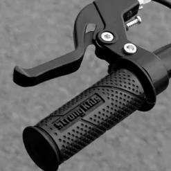 COPPIA DI LEVE FRENI IN RESINA PER BICICLETTA BICI ATTACCO UNIVERSALE XC-2615