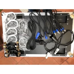 COPPIA WASH MOVING HEAD ZOOM LED 36X18 RGBWA UV 6IN1 TESTE MOBILI CON FLIGHTCASE