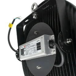 FARO LED INDUSTRIALE LAMPADA A UFO A SOSPENSIONE 200W LUCE FREDDA 6500K UFO-200W