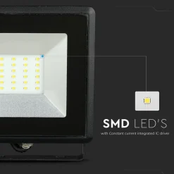 FARO PROIETTORE A LED SMD DA 50W COLORE NERO LUCE CALDA 3000K PER ESTERNO IP65