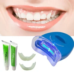 KIT TRATTAMENTO SBIANCANTE DENTI WHITELIGHT E LAMPADA PLASMA UV TARTARO GEL