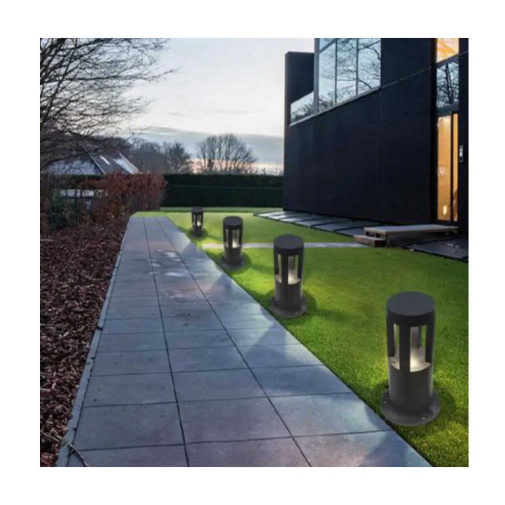 LAMPADA DA TERRA SEGNAPASSO DA GIARDINO IP65 IN ALLUMINIO VETRO 12WATT ES59 NERO