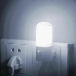 LAMPADA NOTTURNA LED LAMPADINA LUCE DA NOTTE 1 W LUCE BIANCA FREDDA 6500K XYD101