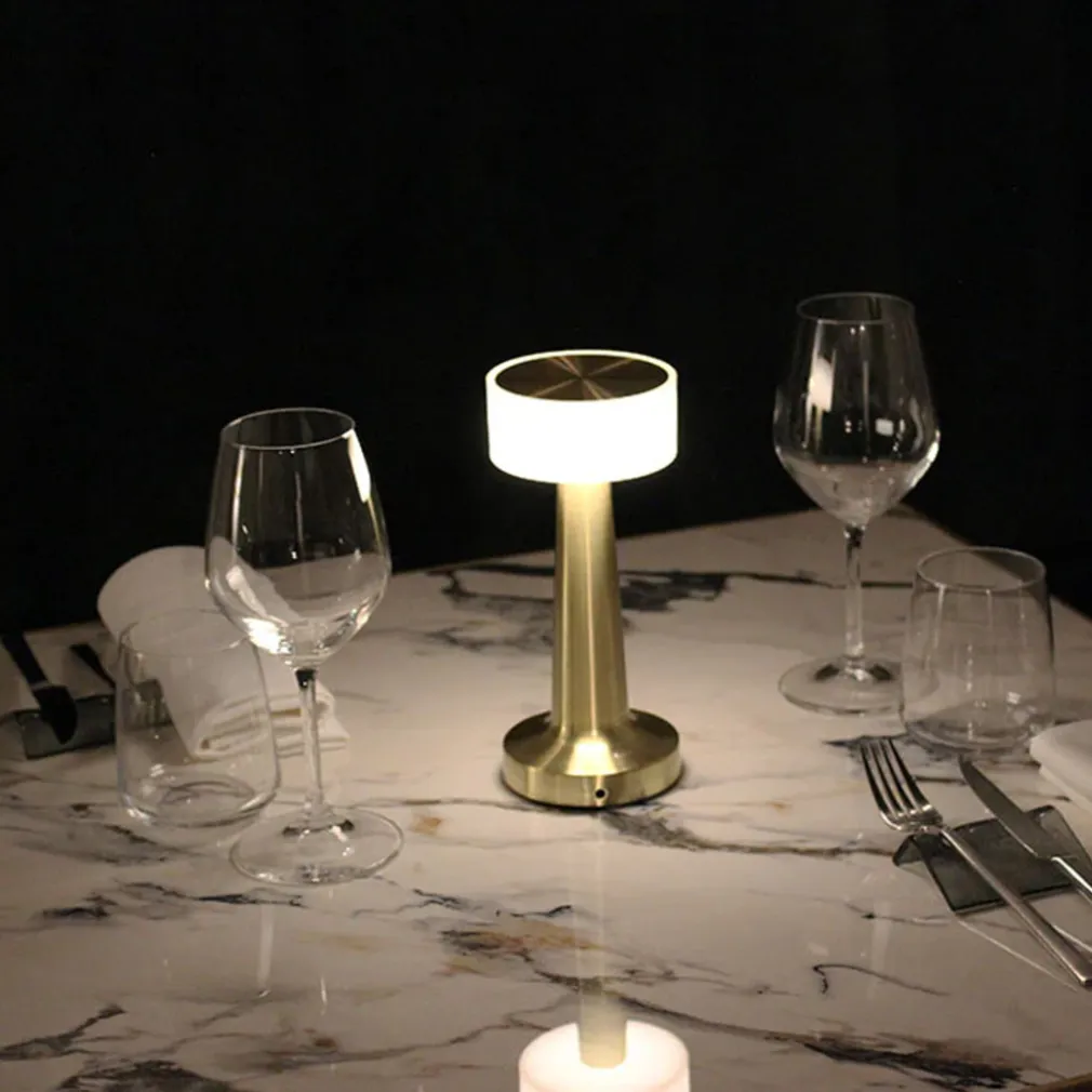 LAMPADA VINTAGE DA TAVOLO A LED RICARICABILE USB LUME LUCE CALDA PER BAR LOCALI