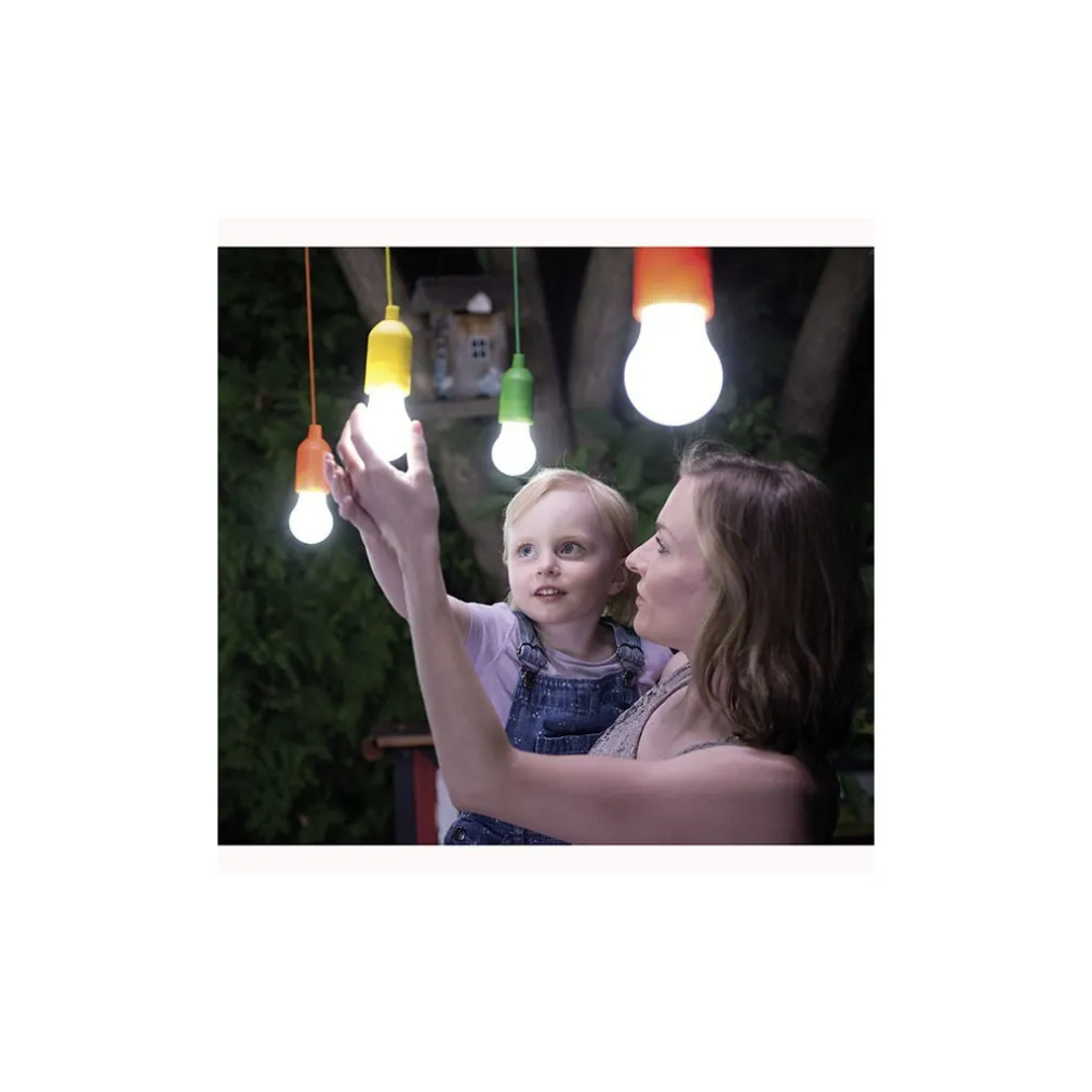 LAMPADINA LAMPADA LUCE A LED A BATTERIE PORTATILE ANTIURTO CON CORDA SENZA FILI