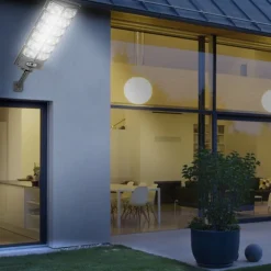 LAMPIONE SOLARE DA 10000 LUMEN CON SENSORE DI MOVIMENTO E TELECOMANDO A LED IP65