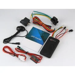 LOCALIZZATORE GPS GPRS GSM TRACKER AUTO MOTO MULTIFUNZIONE TK100 GT06