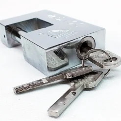 LUCCHETTO IN ACCIAIO TEMPRATO CORAZZATO ANTISCASSO CATENACCIO PER CANCELLO 70MM