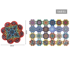 PIASTRELLA DECORATIVA SOTTOBICCHIERE FORMA FIORE CON FANTASIE ASS. 20X20CM 56031