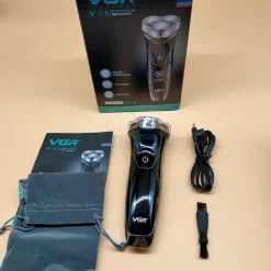 RASOIO A TRIPLE TESTINE ROTANTI TRIMMER BARBA CORDLESS IMPERMEABILE DISPLAY V318