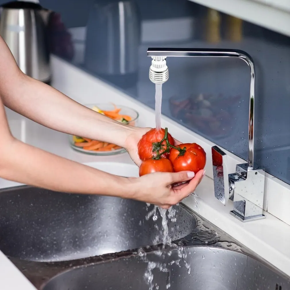 ROMPIGETTO UNIVERSALE PER RUBINETTO CUCINA GIREVOLE SNODATO AERATORE 8.5CM 87162