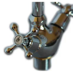 RUBINETTO MISCELATORE PER LAVELLO CUCINA A CANNA ALTA A CROCE COMANDO A VITE