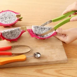 SCAVINO CUCCHIAIO MULTIFUNZIONE TAGLIO MELONE 3 IN 1 SPALLINATORE PER FRUTTA