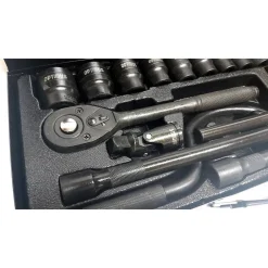 SET CHIAVI A BUSSOLA 24 PEZZI CON CRICCHETTO REVERSIBILE 1/2'' PROLUNGHE VALIGIA