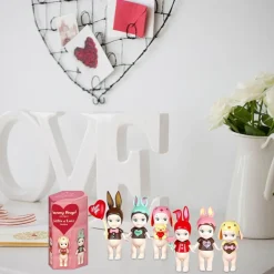 SONNY ANGELS SERIES MINI FIGURE ANIME ORNAMENTI TELEFONO SCRIVANIA COMPUTER CON ADESIVO