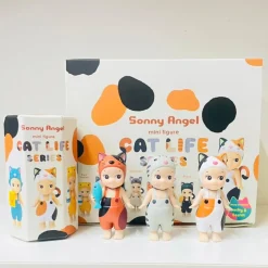 SONNY ANGELS SERIES MINI FIGURE ANIME ORNAMENTI TELEFONO SCRIVANIA COMPUTER CON ADESIVO