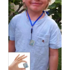 SOS LOCALIZZATORE TRACKER MINI IN TEMPO REALE PER BAMBINO USB GPS CAVO
