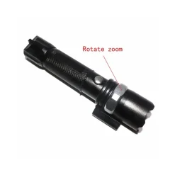 TORCIA LED MILITARE CREE TATTICA CON ZOOM RICARICABILE CON LASER ROSSO