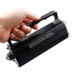 TORCIA SUBACQUEA SUB LED CREE XM-L2 IMPERMEABILE IPX-8 100 MT DISPLAY AUTONOMIA